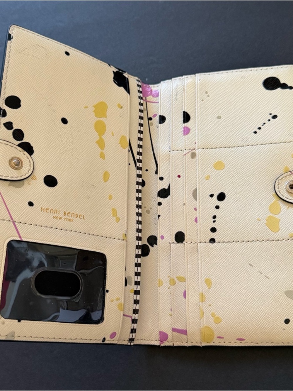 Henri Bendel West 57th Beige Splatter Paint Wallet Leather Zip Travel Slim - Picture 8 of 12